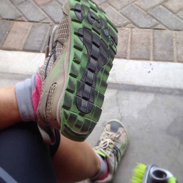 I like to brush the dirt off my #altra #zerodrop cos OCB +_+ #running #trails #injinji