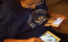 This is how mum plays FarmVille 2: Country Escape. xD #iOS