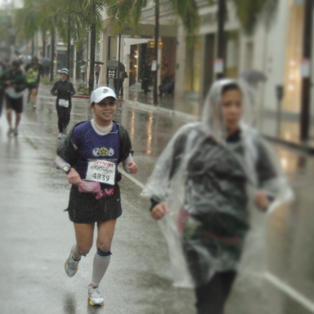 It's #FlashbackFriday for day 3 of Instagram challenge.  This was the 2011 LA Marathon, a rainy event where I PR'd but got mild hypothermia after. It was also 20 days after my close friend died from pancreatic cancer. #BHLent2015 @bustedhalophoto #CSLentIPJ @catholicsistas