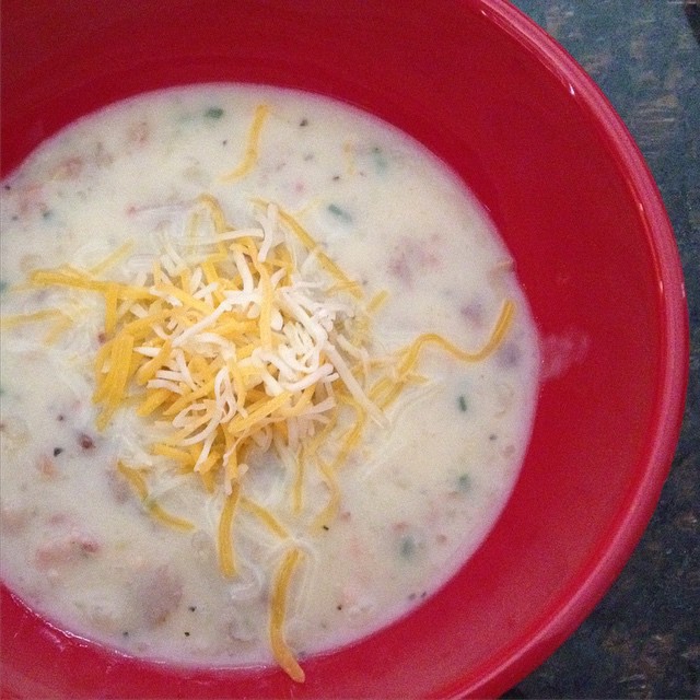 Leftover mashed red potatoes + chives, bacon bits + cheese = loaded bake potato soup! #lunch #nofilters