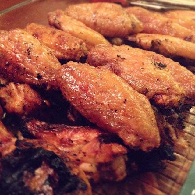 Mum @marielilies was able to replicate sis' grilled crispy wings! #omnomnom #supper [instagram]
