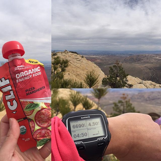 Lunch at 6,695ft. #hikinglasvegas #crosstraining [instagram]