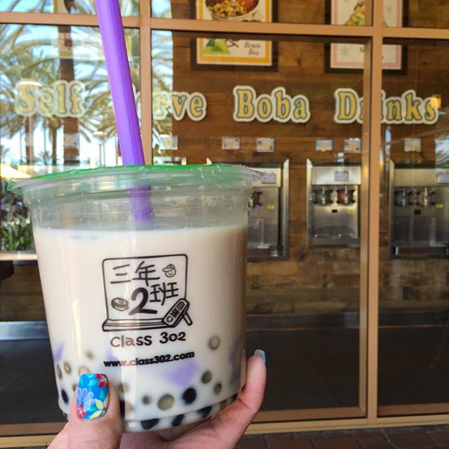 Taro milk tea with taro jelly & boba. #milktea #boba [instagram]