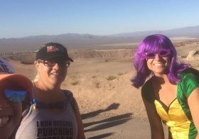 A day at the races wouldn't be complete without… SELFIES! lol #trailrunningvegas #trailjunkies #bootlegbeatdown #beyondvegas #stonebrewingco [instagram]