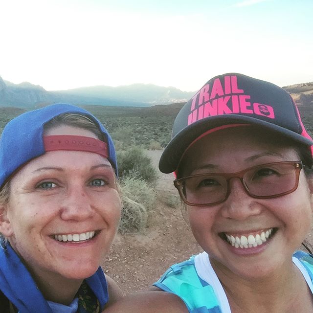 Fun times with @trailtalesrebecca at Cottonwood trails! Oh yeah, the duck tree was near empty again... #trailjunkie #trailrunningvegas #nuunlife #baseperformance [instagram]