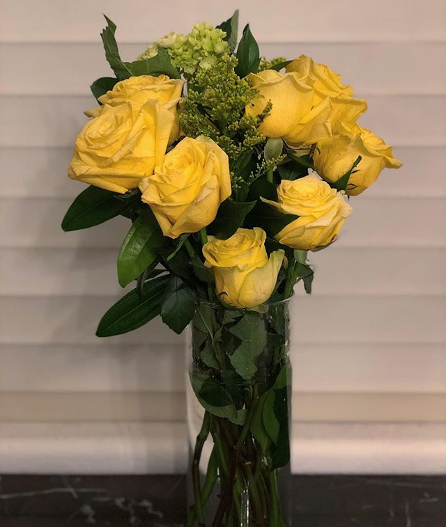 I’m not usually into flowers but this was super sweet! It was from my hot next door neighbours lol. They’re 70yrs old. 🤗 [instagram]