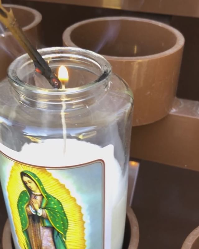 As promised, I lit a candle for all my friends who requested prayer intentions during my 100mi attempt last week. What I didn’t know was you can ApplePay candles now lol. [instagram]