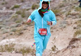 First trail race after #Jackpot100 DNF. Can you tell how much I  being back on trails? 📸: Brian W. @desertdashtrailraces #medalmonday [instagram]