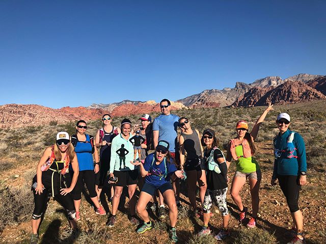 Mondays = group trail runs! Always a great time at Calico Basin with friends. It’s getting warmer in Vegas tho...  (Yes, that’s another photoshopped group photo lol.) [instagram]