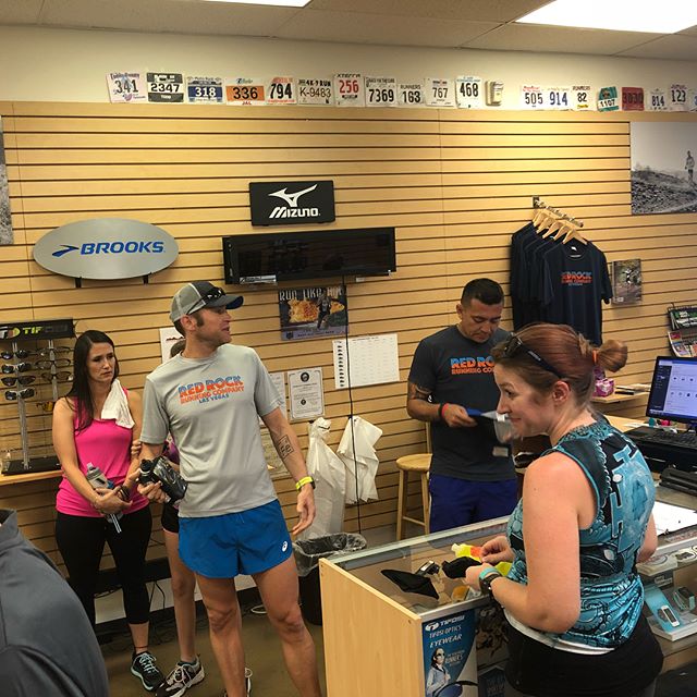 Celebrated #GlobalRunningDay at @redrockrunningco with a 5km, then @runrocknroll did a raffle for swag & served pizza after! #supportlocal [instagram]