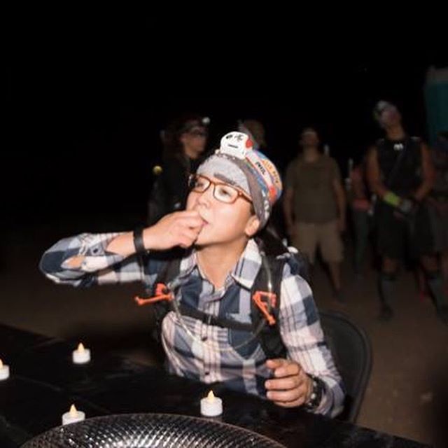 3:30am today. I ate a worm. 🤣 #damrucknrun #Trailjunkie 📸: @khanhx [instagram]