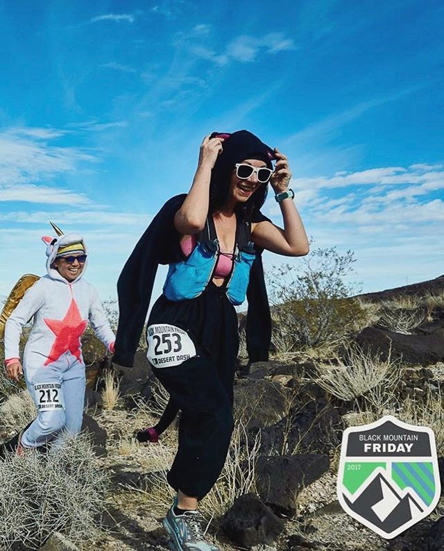 You can choose to have fun or be miserable (or both, if you wear a onesie at a race during the hottest day of the weekend 🤣) BUT don’t wait ‘til the last minute to sign up for Black Mountain Friday! A 10km Summit Run the day after Thanksgiving. DM me for a code. Link in bio. 📸: @shanti.c.curran @desertdashtrailraces [instagram]