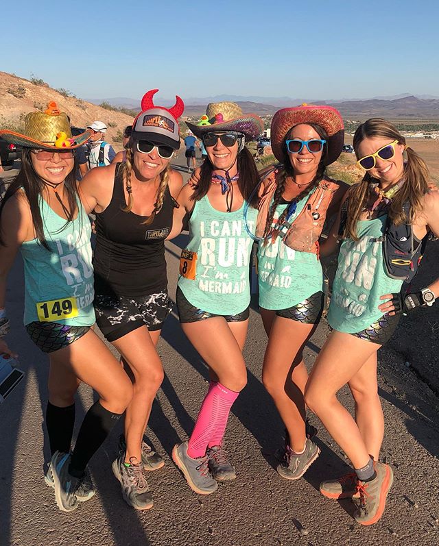 Bubbles! Booty (shorts)! And more bubbles! Always a fun time at 3° of Hell (3 races, 3 locations, all within 24hrs). . .  @kevlvphotography #trailjunkie [instagram]