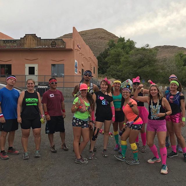 Last night’s group run was an 80’s themed adventure on some lovely single track trails. Then @samiam3075 ’s Molly the Poodle had a paw mishap  buuut with CrossFit girls & OCR couple Marisa & James in our group, we got her back to safety! #trailjunkie #trailrunningvegas #crossfitgirls. .Group photo: @rebeccarunstrails [instagram]