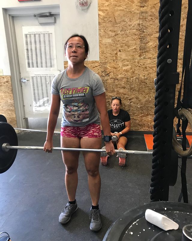 Row & DL & HSPU! Ohmy! Getting ready for the #crossfitgames #open #scaled #houseofhustleandmuscle  @kiplyn70 [instagram]