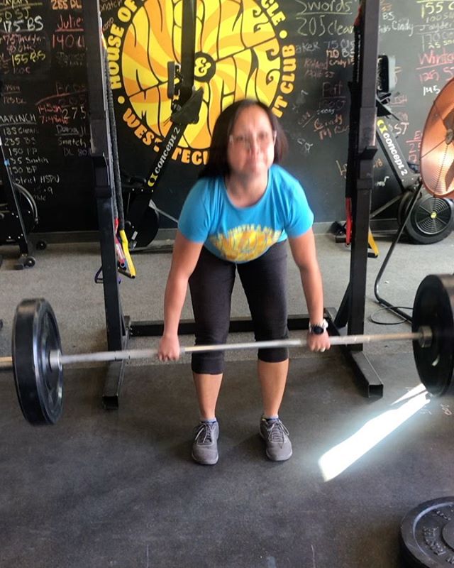 Today wasn’t a deadlift PR day, but I scaled Diane (see video time lapse) and PR’d that lol. Strength was 5-4-3-2-1-1-1 which meant I had at least 2 chances to attempt a PR. Video sequence: 4x135# 2x180# 1x200# 1x215# 1x212# Thanks to @kiplyn70 for capturing my attempts 🏽#womenwholift #crossfit #crossfitgirls #runnerswholift #deadliftsaremyfavorite [instagram]