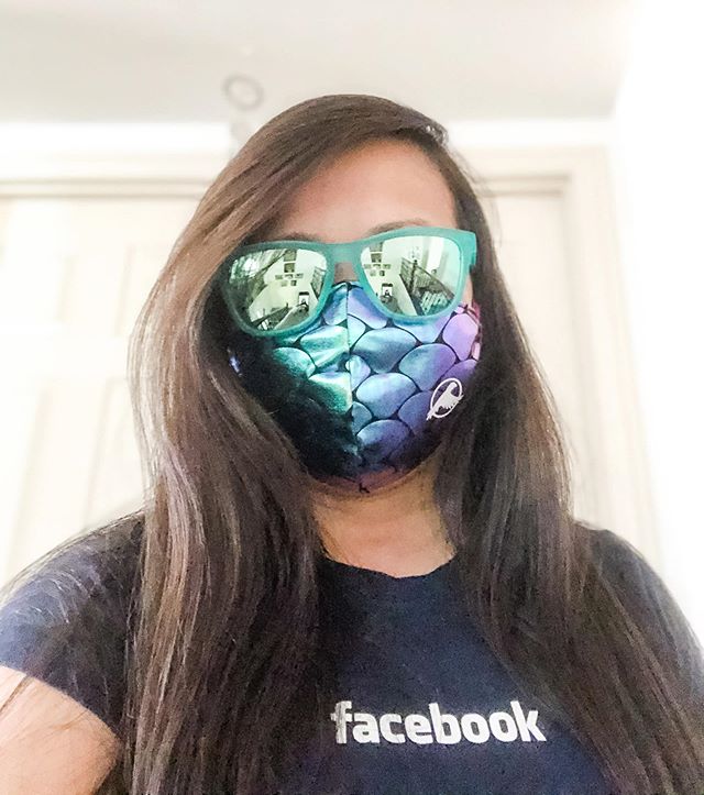 Mask: @keapeakSunnies: @goodrQuadruple-chin: Oreos#Quarantine2020 #covid19 #quarantineselfie [instagram]